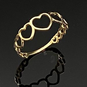 Italian 14k Yellow Gold Graduated Heart band ring
